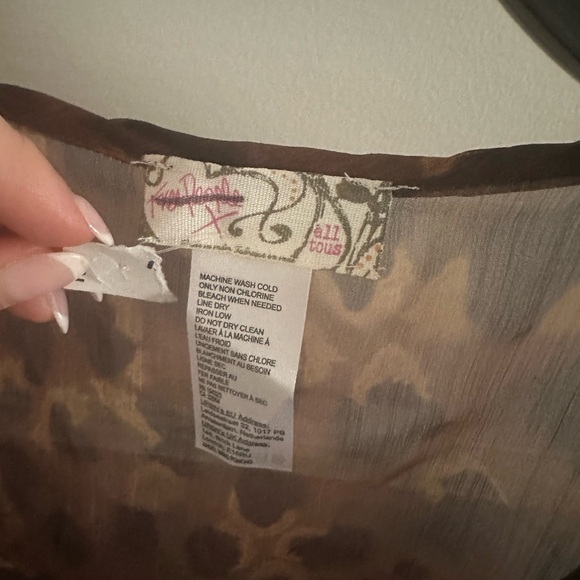 Free People Angel Wing Poncho in Leopard Print O/S - Picture 4 of 6